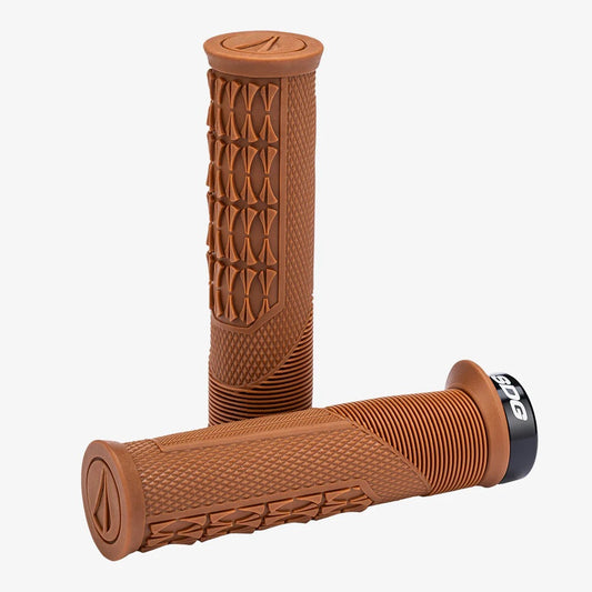 SDG OPEN CORE THRICE puños 136 mm Marrón