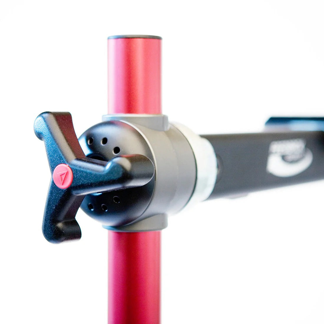 FEEDBACK Soportes ultraligeros para talleres