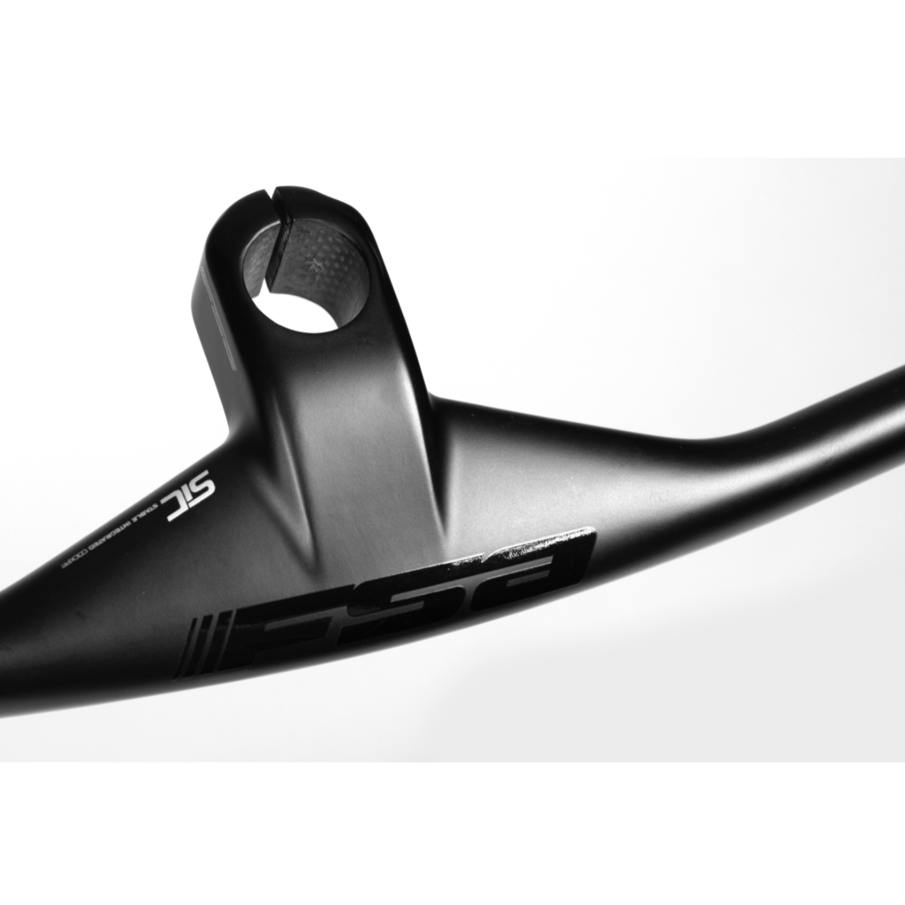 Manillar integrado FSA NS SIC Flat Carbon 60mm x 760mm Carbono