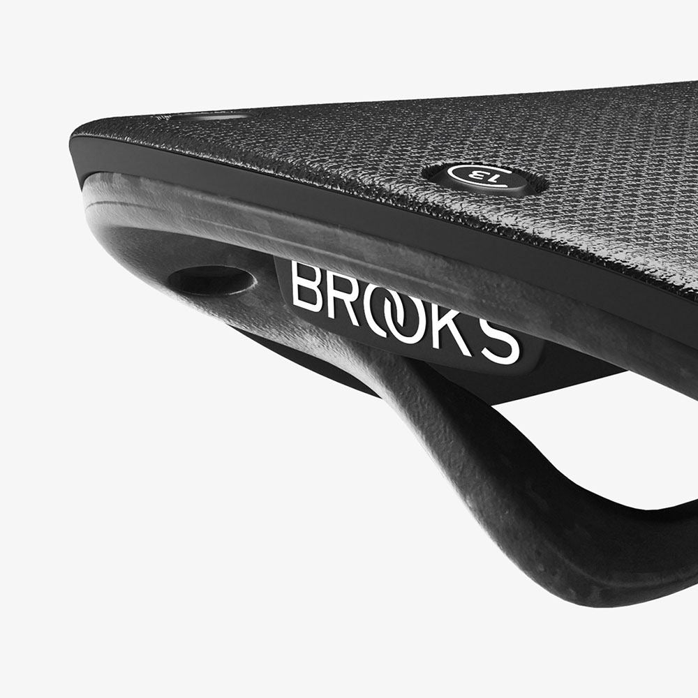 SILLÍN BROOKS CAMBIUM C13 CARVED 145 mm Negro