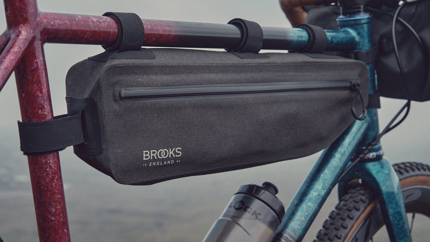 BROOKS SCAPE 3L Bolsa de Cuadro Negro