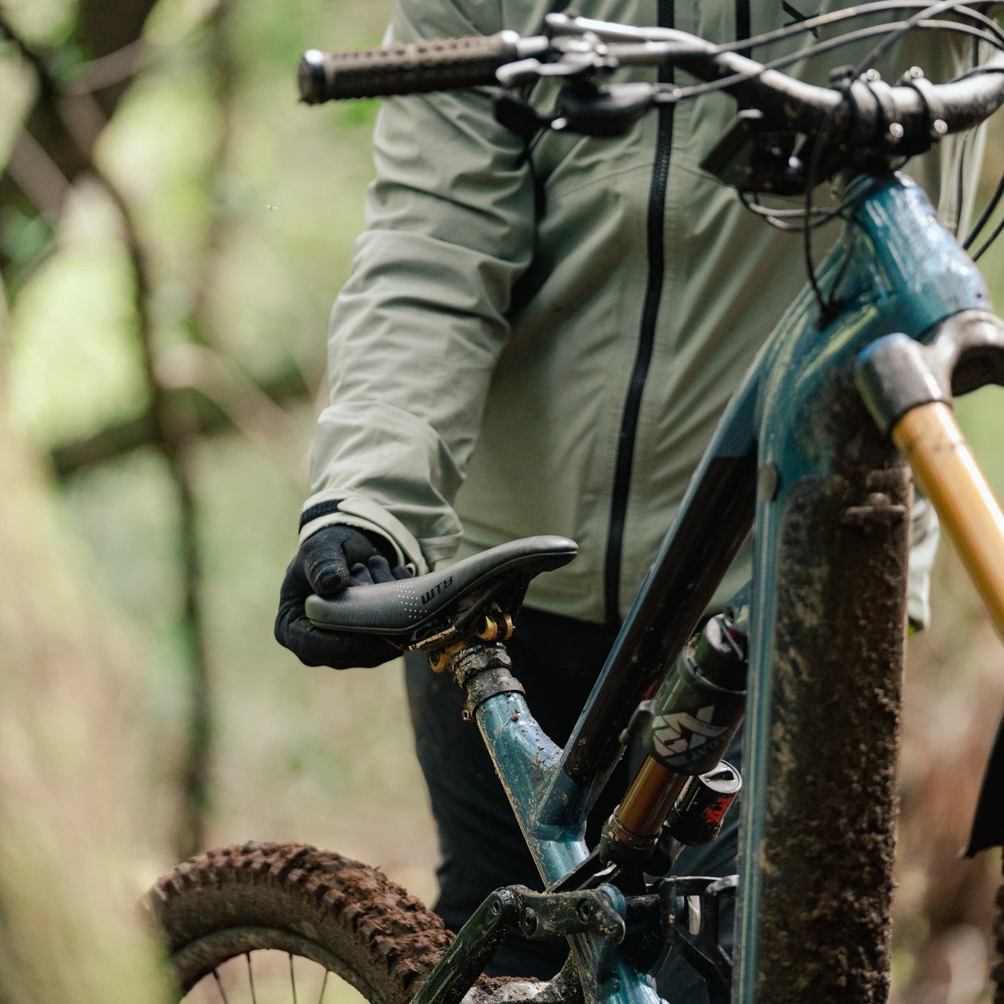 WTB DEVO W/PICKUP Rails CrMo sillín