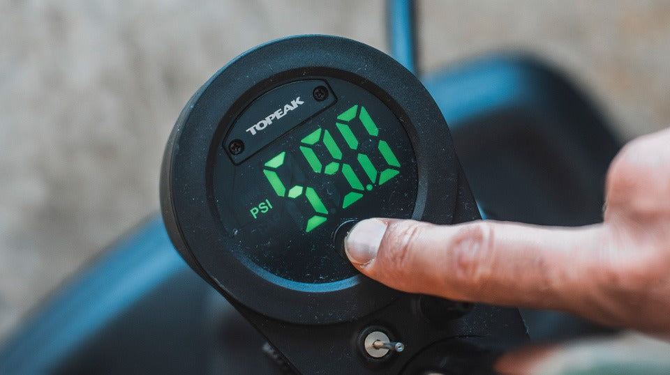 Bomba de pie TOPEAK JOEBLOW MOUNTAIN X DIGITAL