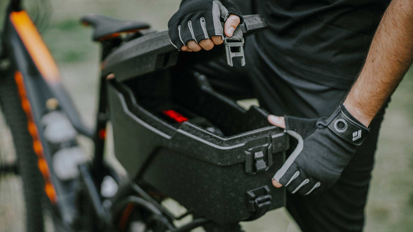 Portapilas TOPEAK E-XPLORER TRUNKBOX