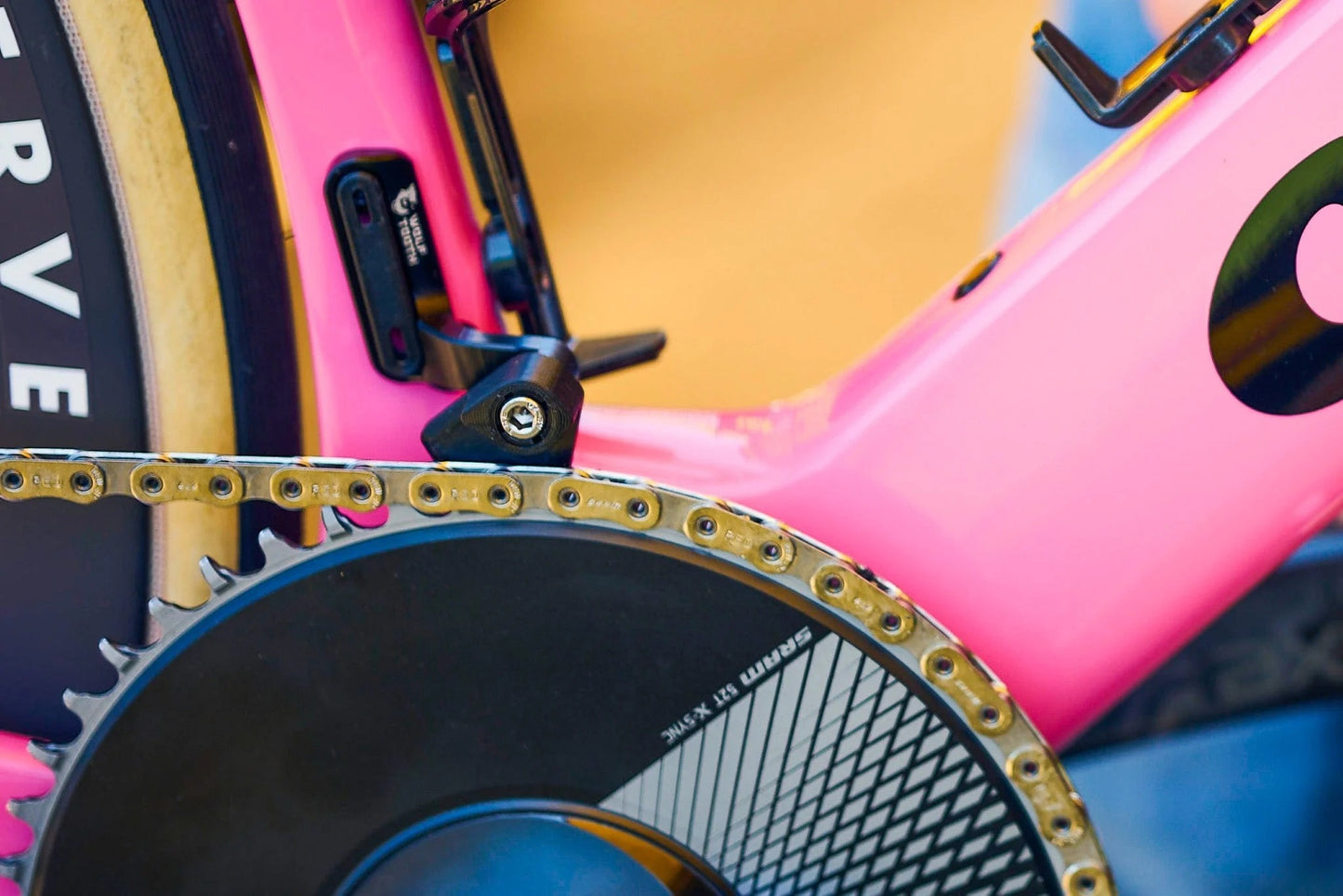 Guía de cadena WOLFTOOTH AERO High Sweep para CERVELO