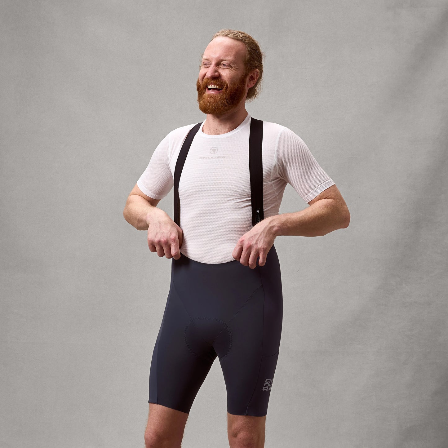 Culotte con tirantes ENDURA ALLTRACK RIDE Carbon Gris