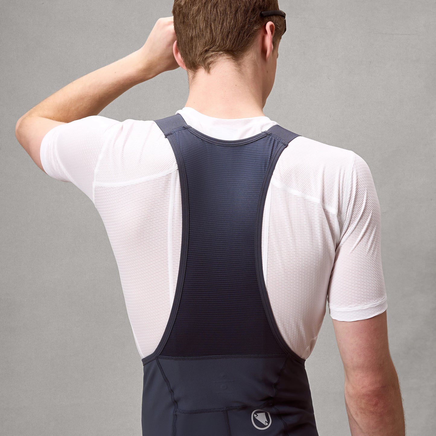 Culotte con tirantes ENDURA LOOP Carbon Gris