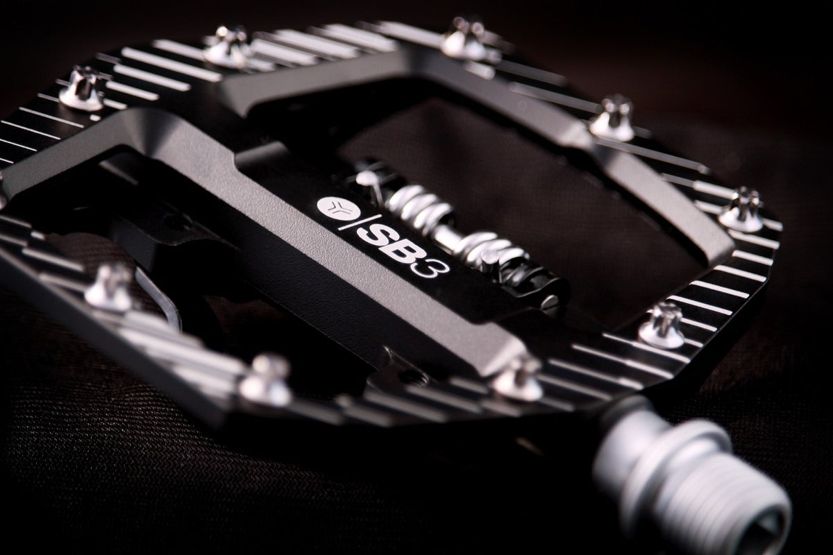 Pedales semiautomáticos SB3 KROMA Negro