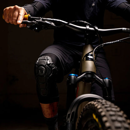 Rodilleras G-FORM PRO-X3 Negro Mate