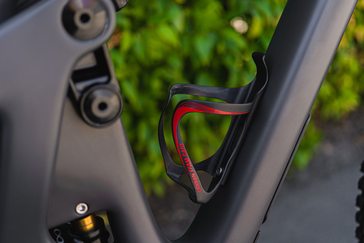 Portabidón LEZYNE CARBON TEAM negro/rojo