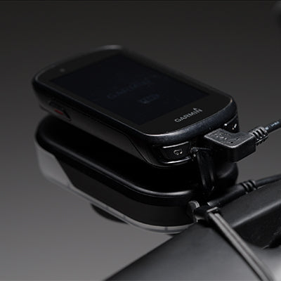 Luz Delantera BBB SLICE 600 con adaptador GPS Garmin y Wahoo