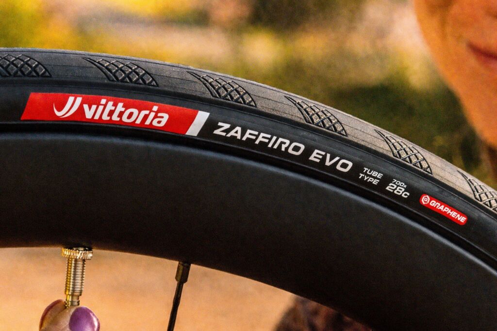 Neumático VITTORIA Zaffiro EVO V 700c G2.0 Soft Black Q2 2025