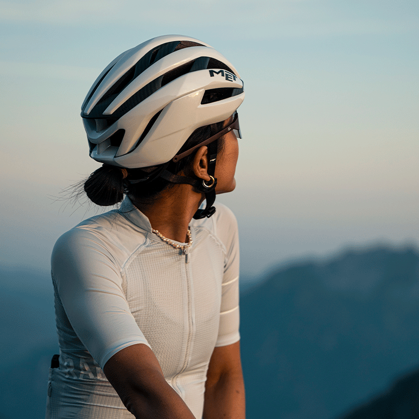 Casco Carretera MET TRENTA 3K CARBON Blanco