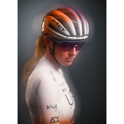 Casco de Carretera MET TRENTA 3K CARBON MIPS UAE TEAM ADQ 2026 Violeta/Naranja