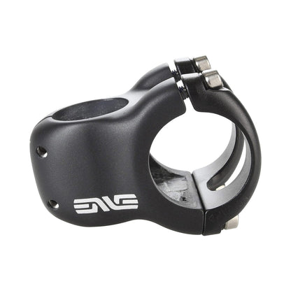 Potencia ENVE M7 de carbono — vista principal sobre fondo blanco