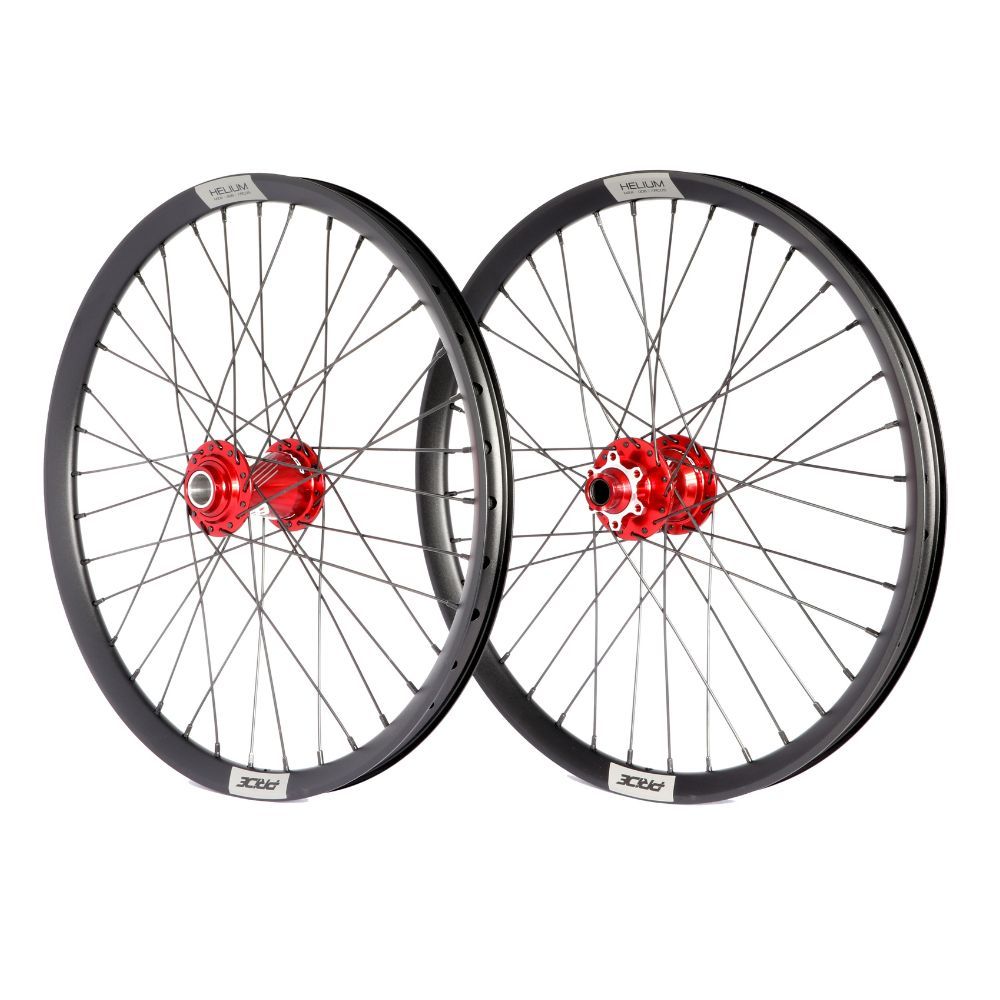 Par de Ruedas PRIDE 20" (406mm) Control V2 Disc Helium M24 Ejes 20/15mm Rojo