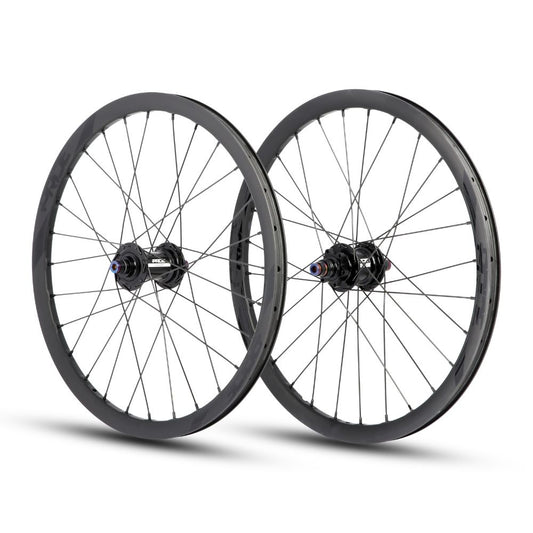Par de Ruedas PRIDE 20" (451mm) Carbono Wave Matt Black Fusion Disc Ejes 10/10mm Negro