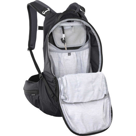 Mochila con Dorsal EVOC TRAIL PRO BLACKLINE 16 L Negro