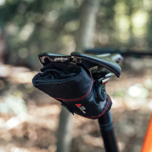 Bolsa de sillín KOM CYCLING SADDLE ROLL XL