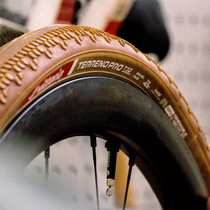 Neumático VITTORIA TERRENO PRO T10 Hardpack Gravel Race 700c Tubeless Ready Flexible Marrón