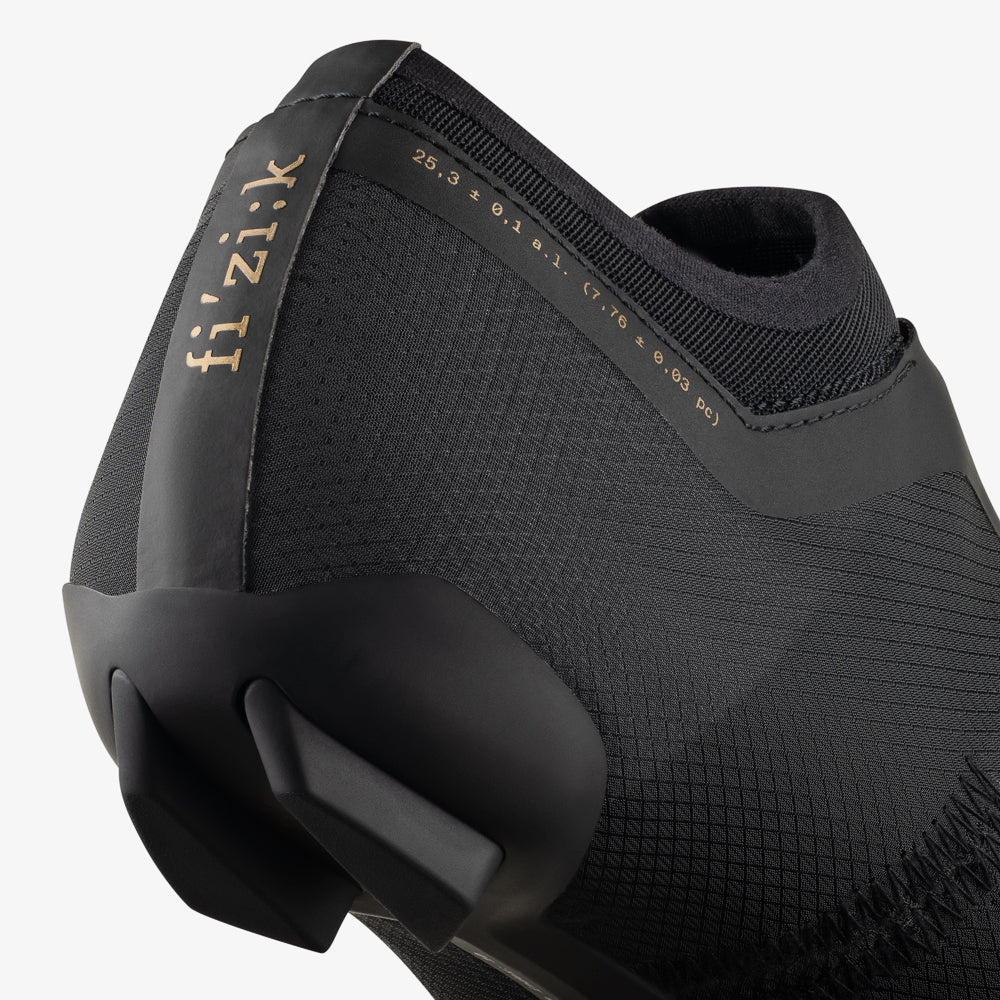 Zapatillas de carretera FIZIK VENTO VEGA CARBON, color negro